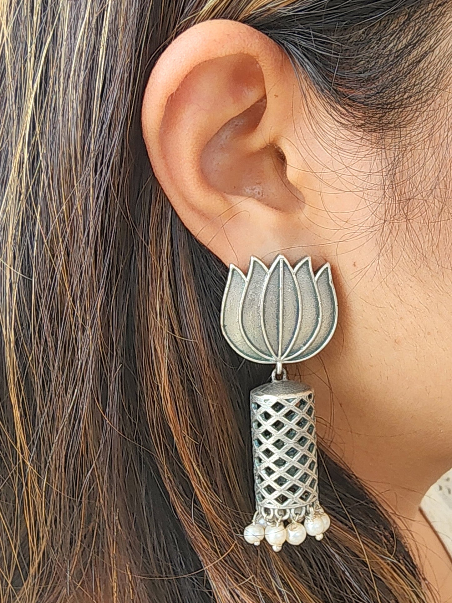 BALAMANI-Beautiful Lotus Silver German Oxidized Earring
