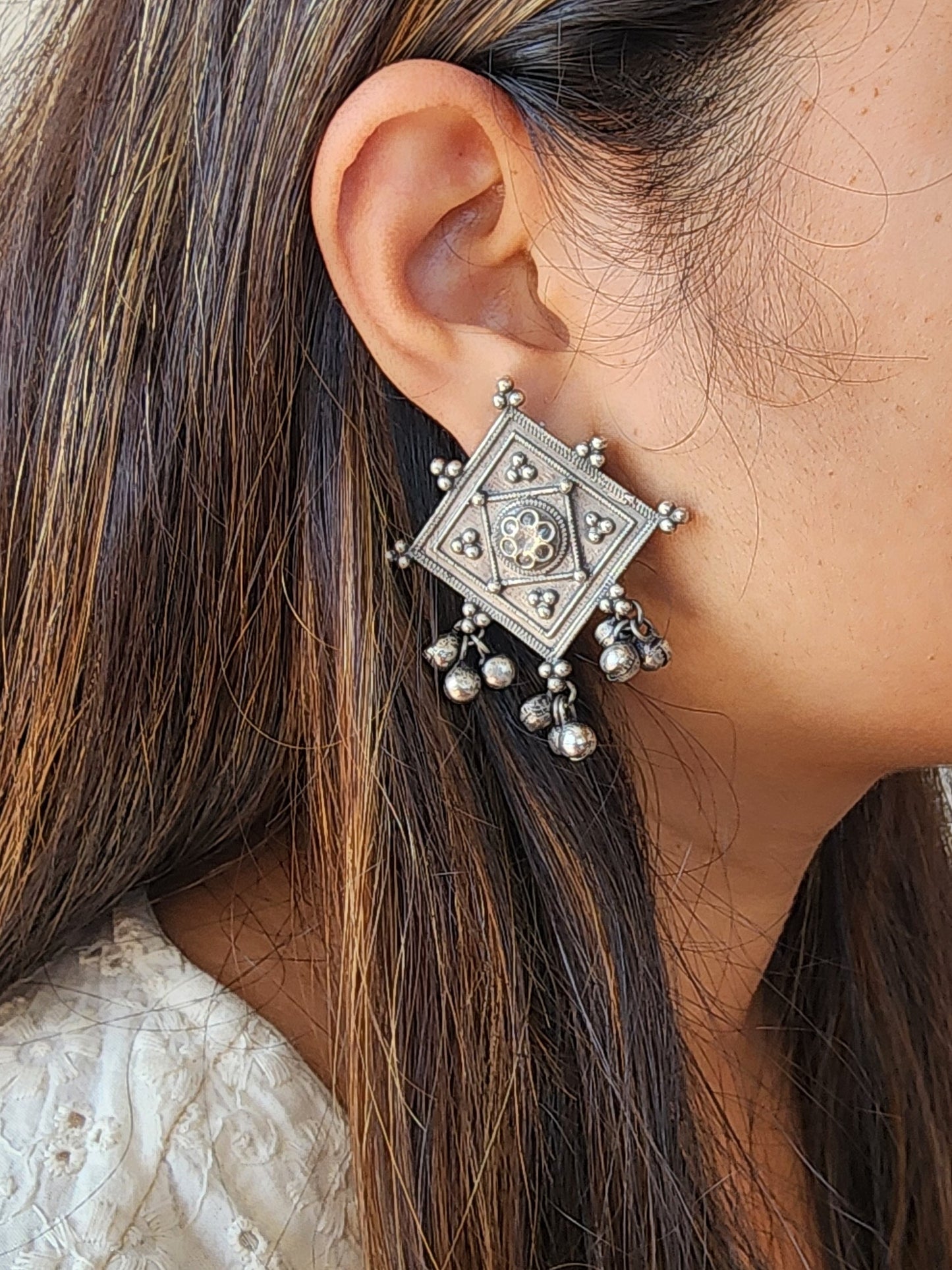 BALAMANI-Silver German Oxidized Earring