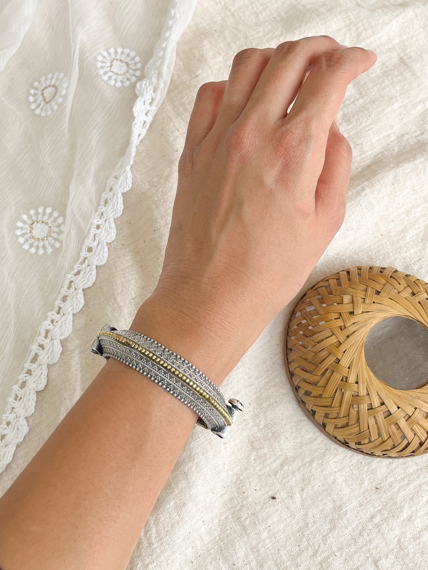 Aashima Silver Oxidized Dual Tone Kada Bangle