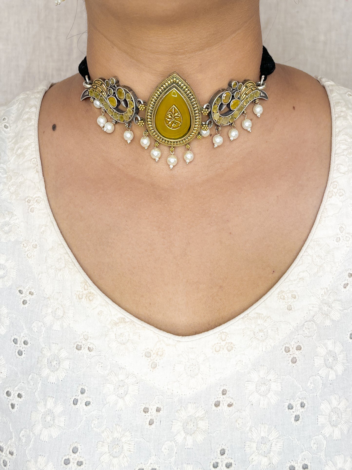 Abhaneri Dual Tone Chocker Yellow
