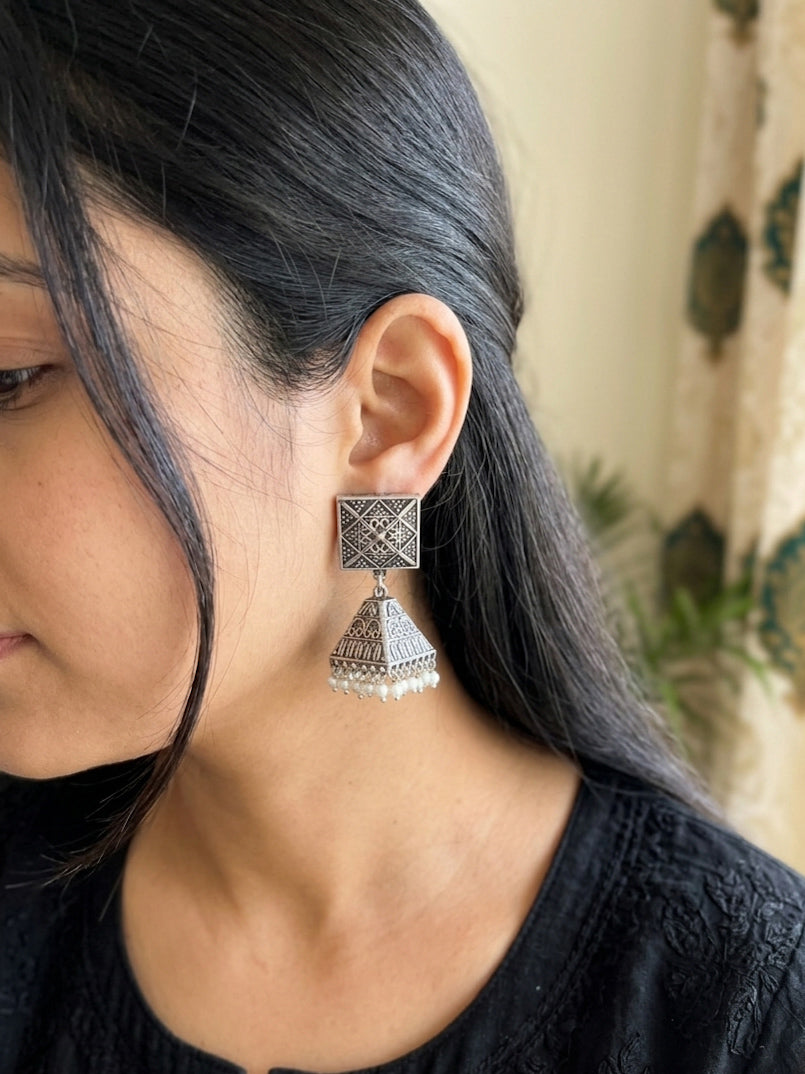 ANAMIKA - German Silver Square Stud Earrings