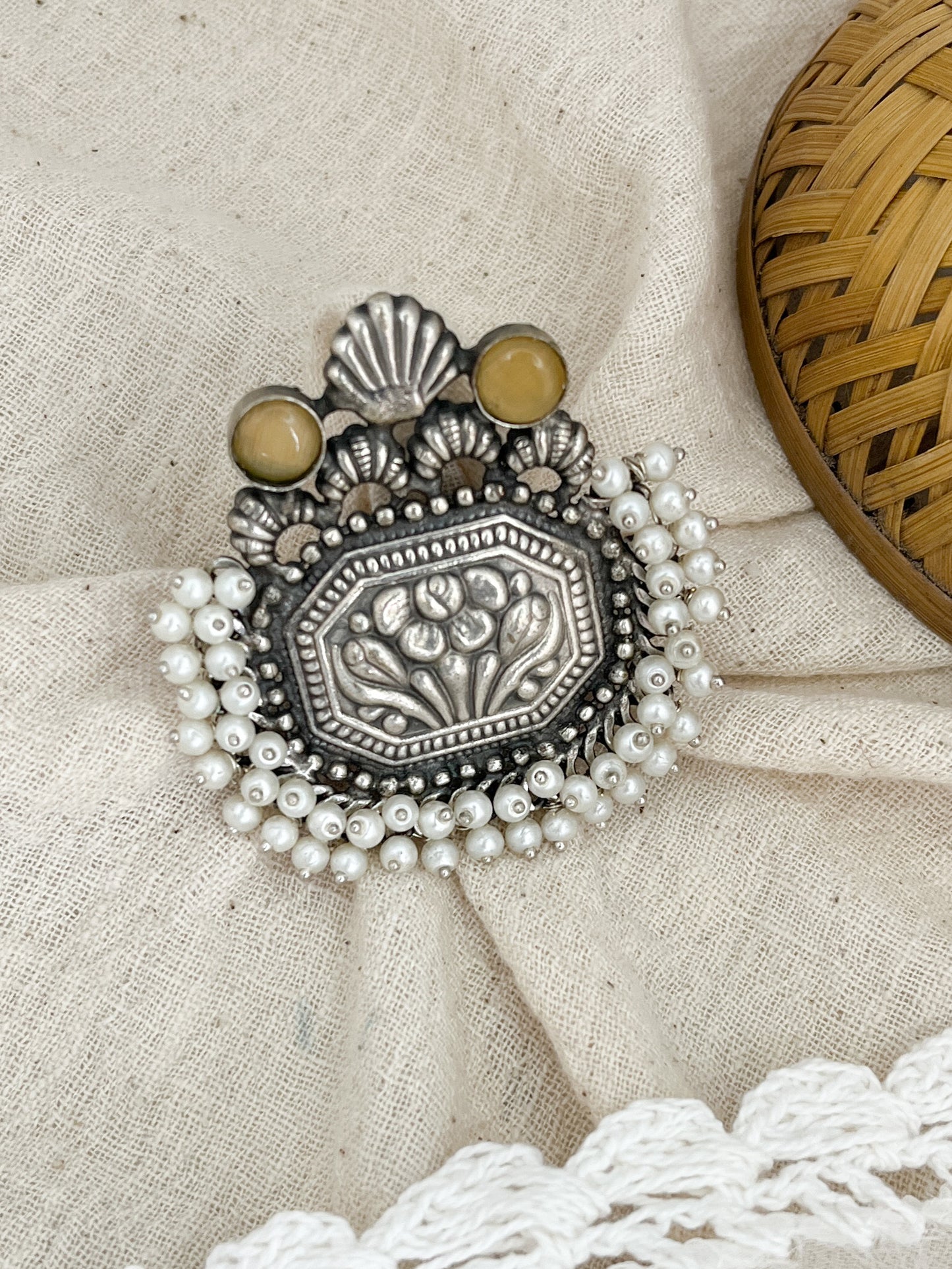 Aradhya Moti Yellow Stone Silver Oxidised Ring