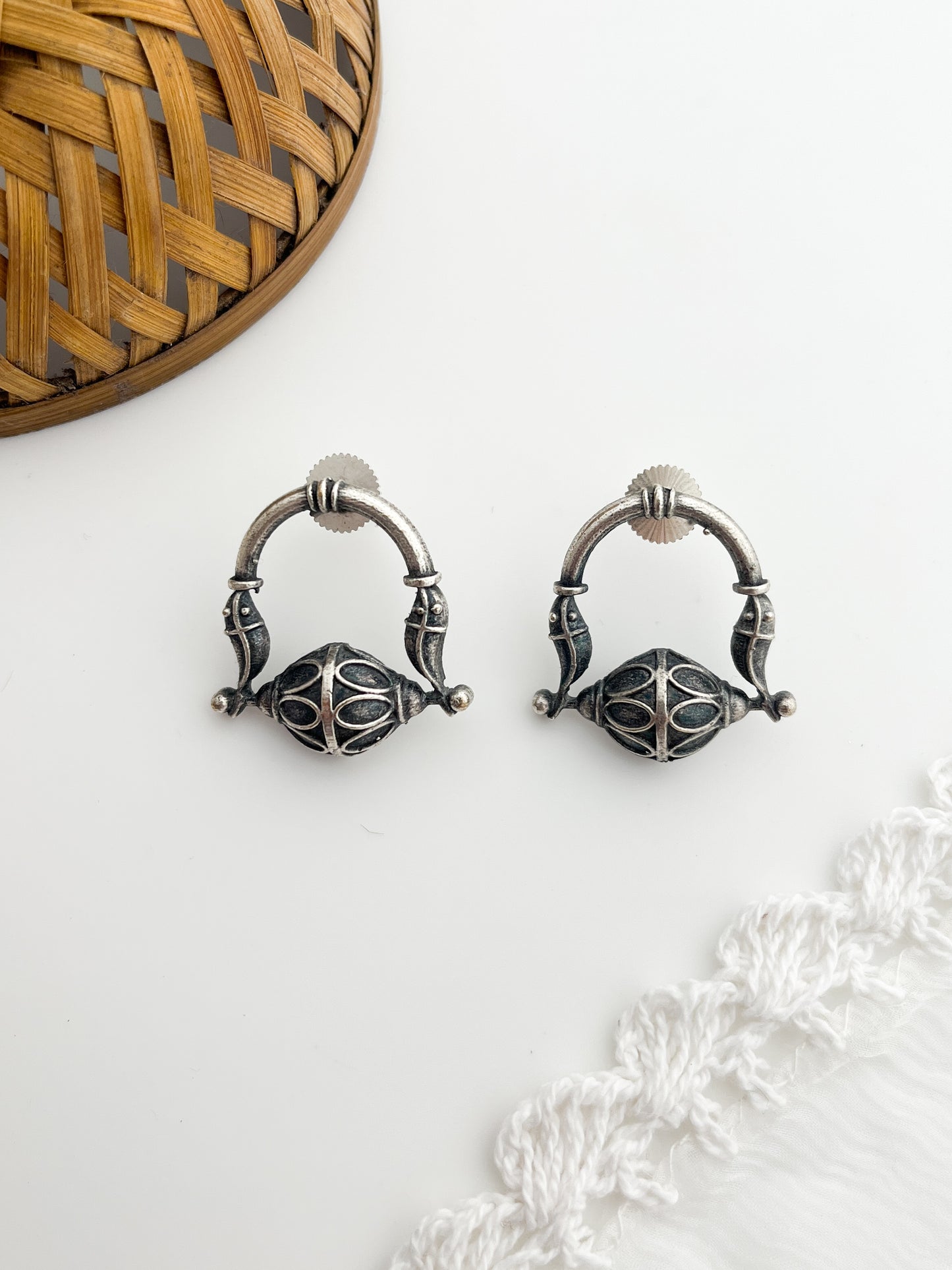 Kalindi - Silver Oxidised Studs