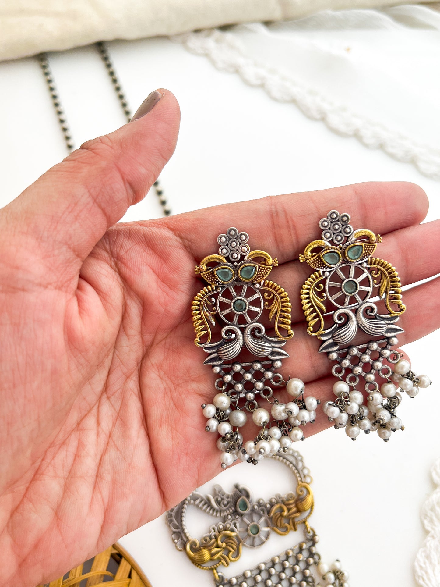 Kunti - Silver Oxidized Long Neckpiece Green Stone