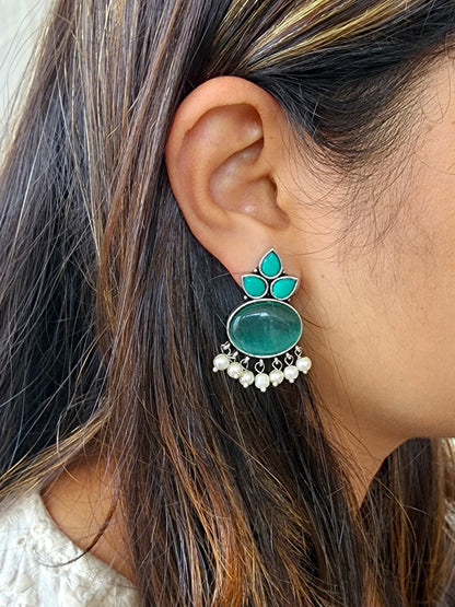 BALAMANI-Green Stone German Oxidized Earring