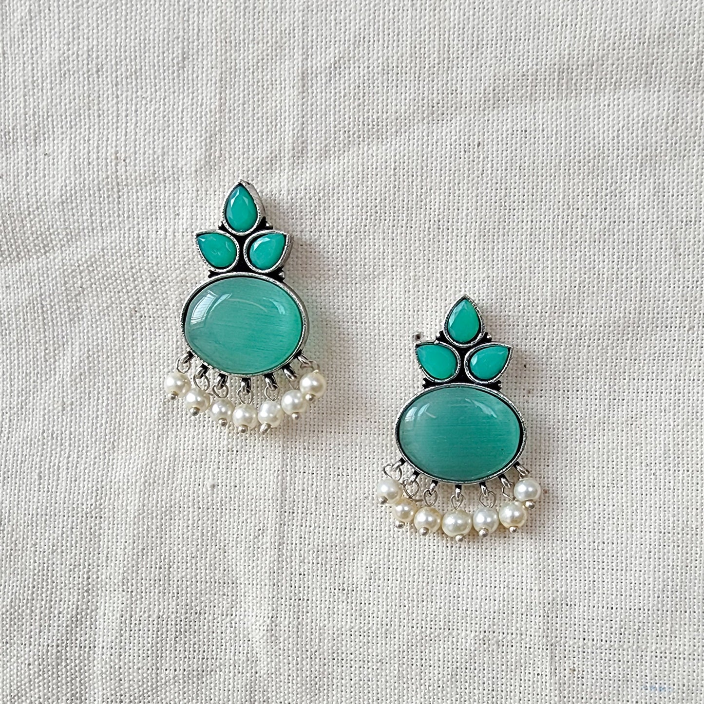 BALAMANI-Green Stone German Oxidized Earring