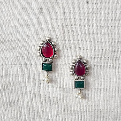 BALAMANI-Maroon Green Stone German Oxidized Earring