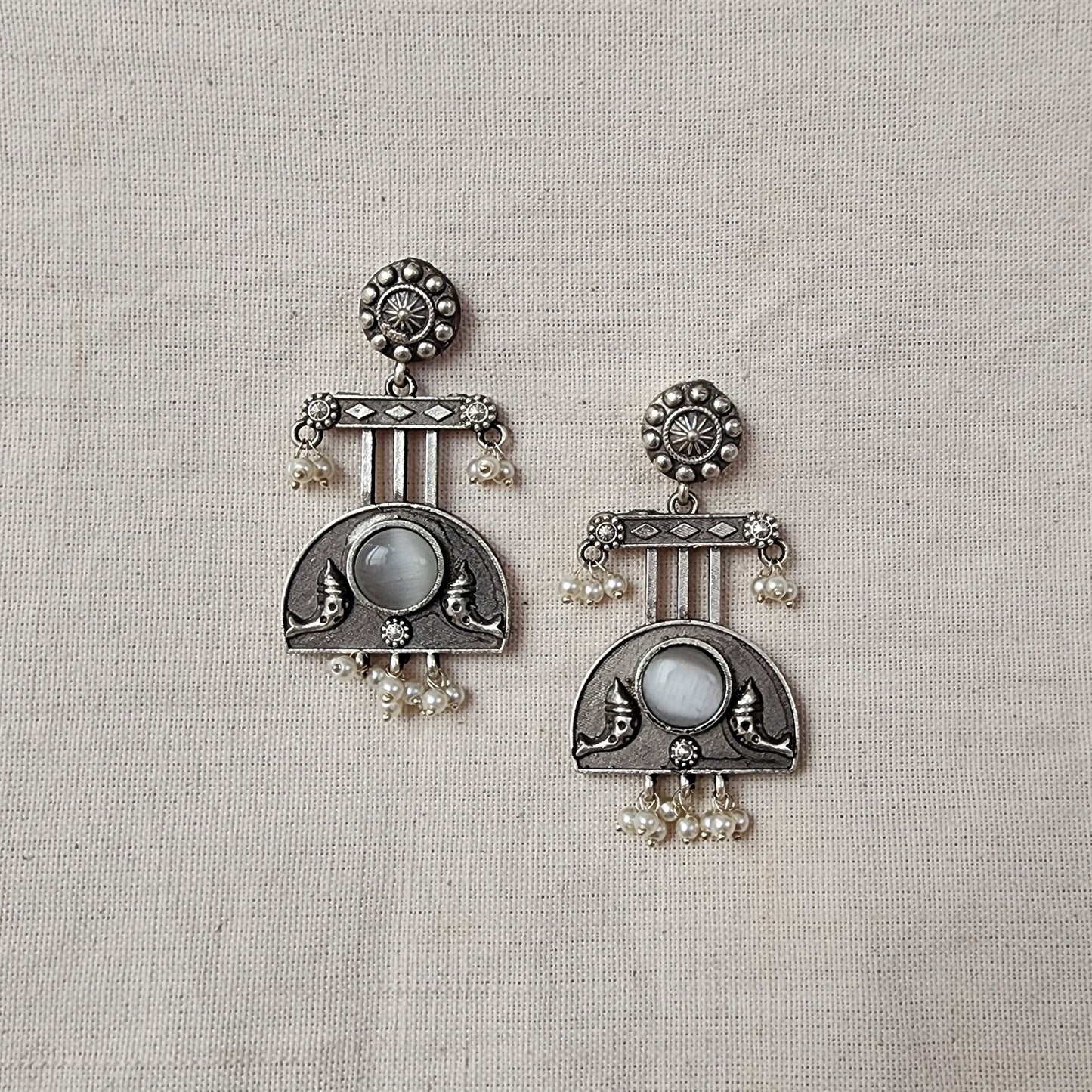 BALAMANI-Grey Stone Silver German Oxidized Earring