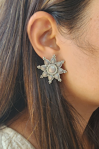 BALAMANI-Silver Star Shape Stud German Oxidized Earring
