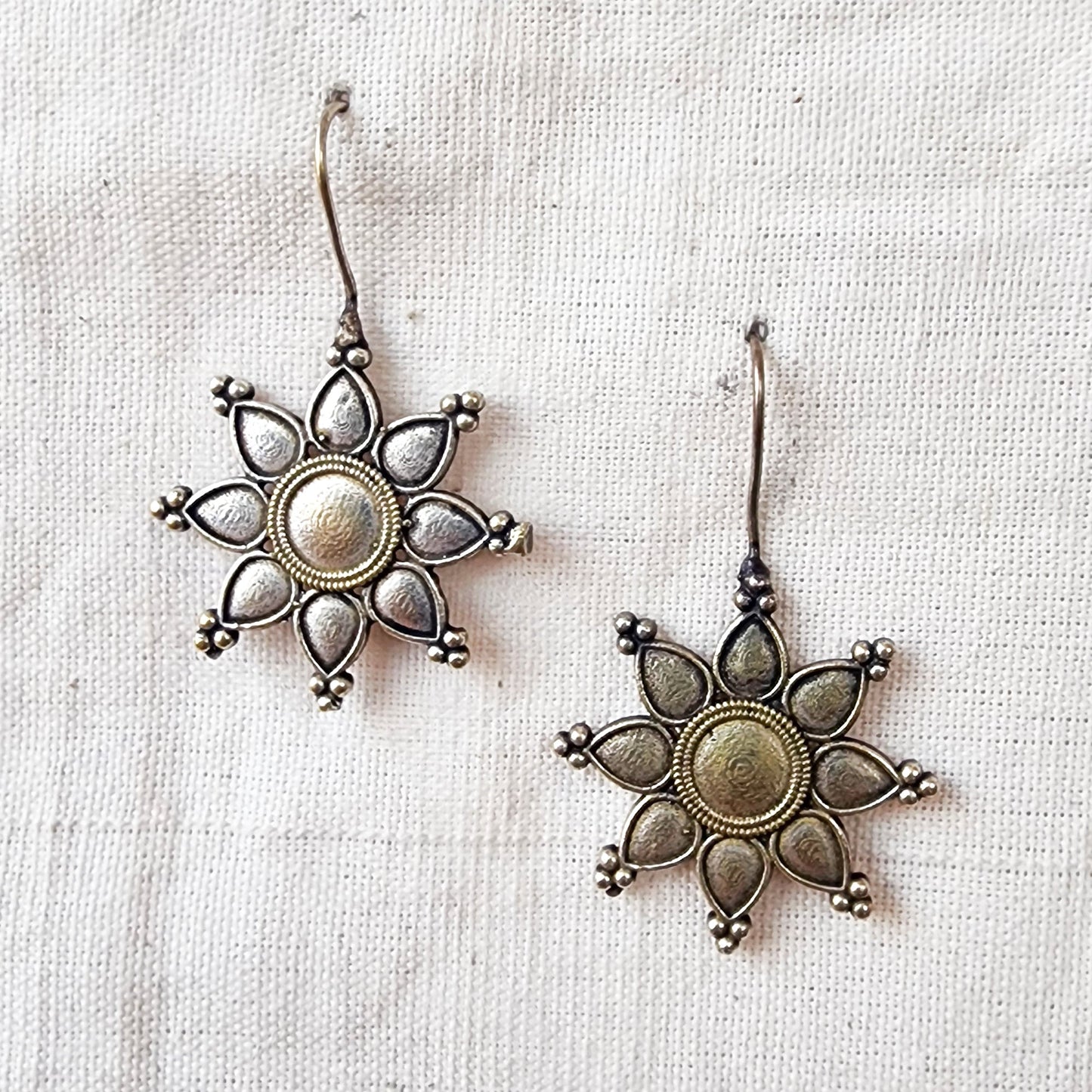 BALAMANI-Silver Flower Hanging German Oxidised Earring