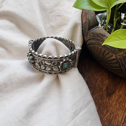 BANGLE- Silver Blue Stone German Oxidized Bangle