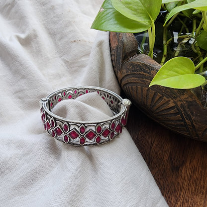 BANGLE-Pink Stone German Oxidized Bangle