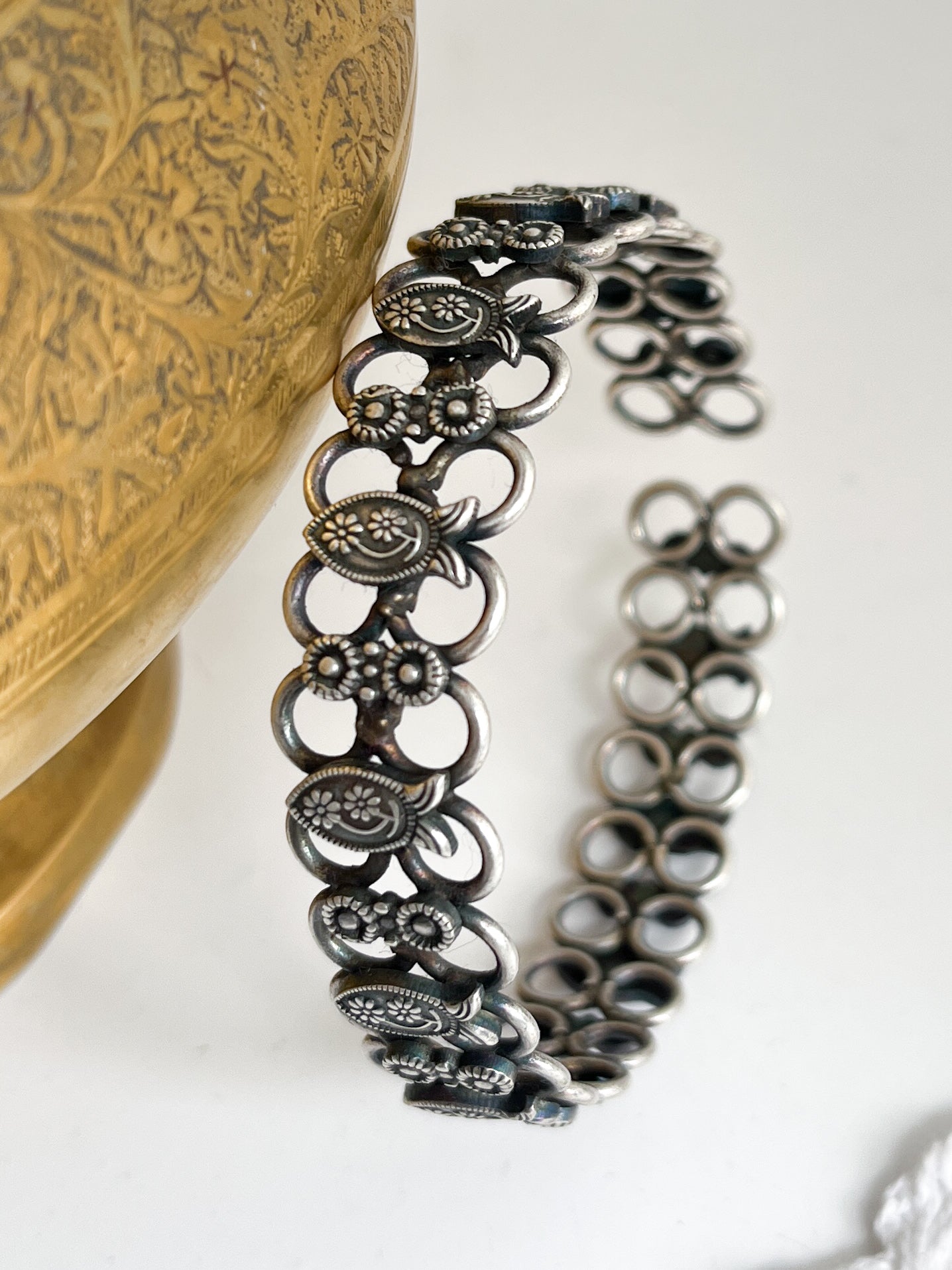 AROHI - Brass Light Weight Kada With Silver Plating Plain Fish