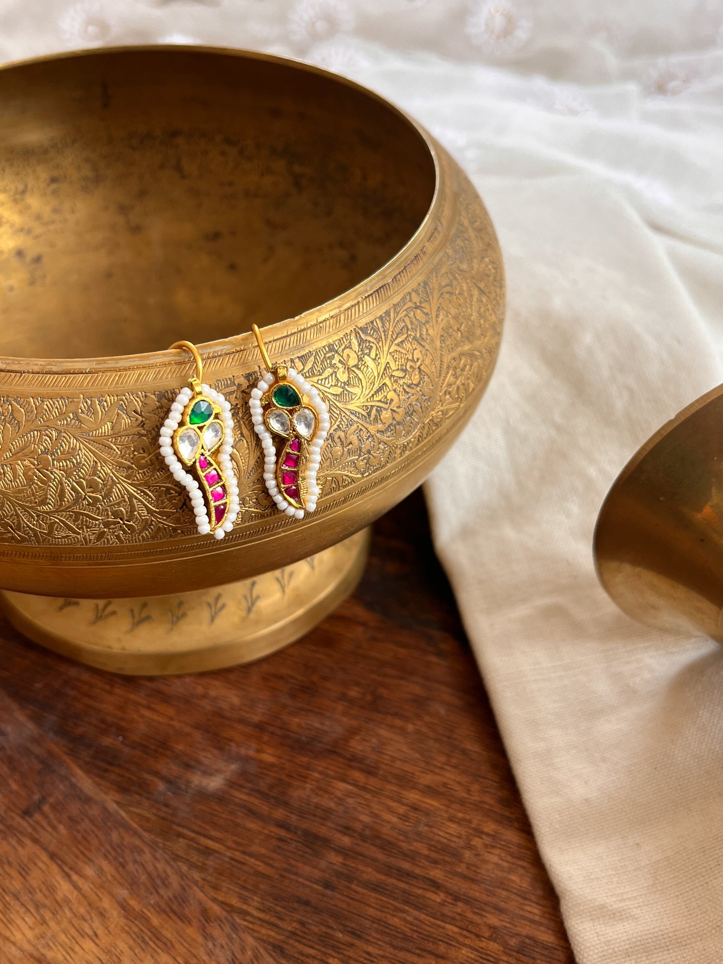 AROHINI - Kundan Work Gold Bugdi
