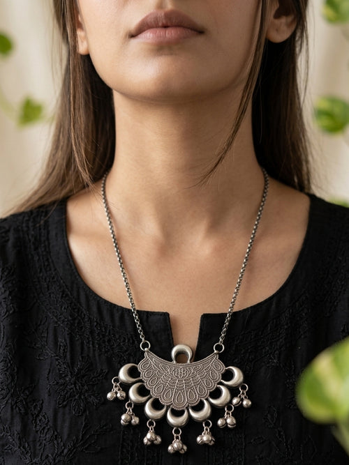 AYESHA - Brass Long Neckpiece