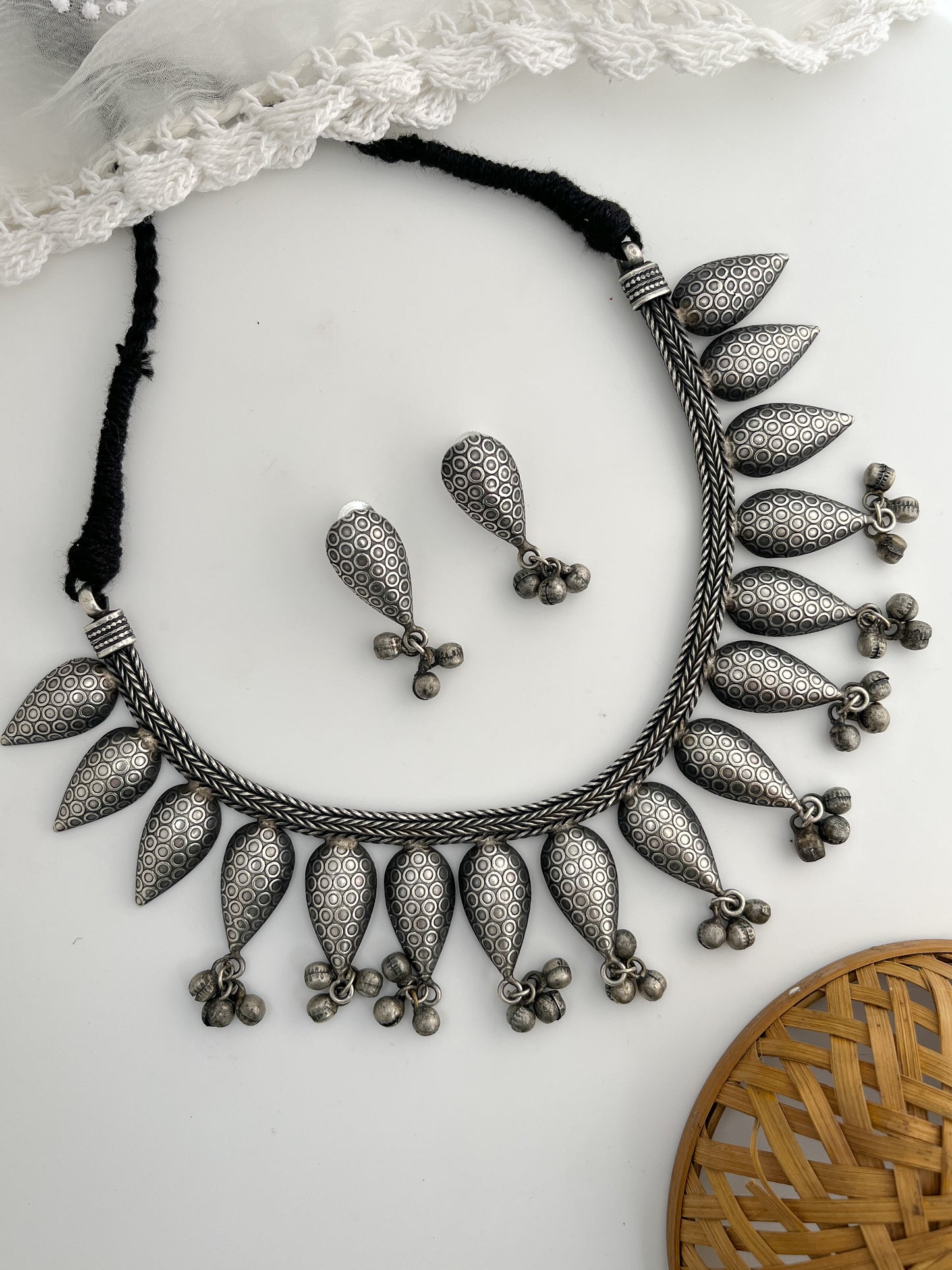 CHANCHALA-Silver Intricate Design Necklace Set