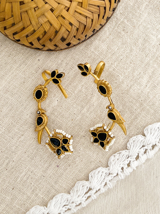 TARABAI-Golden With Black Mix Metal Earcuff