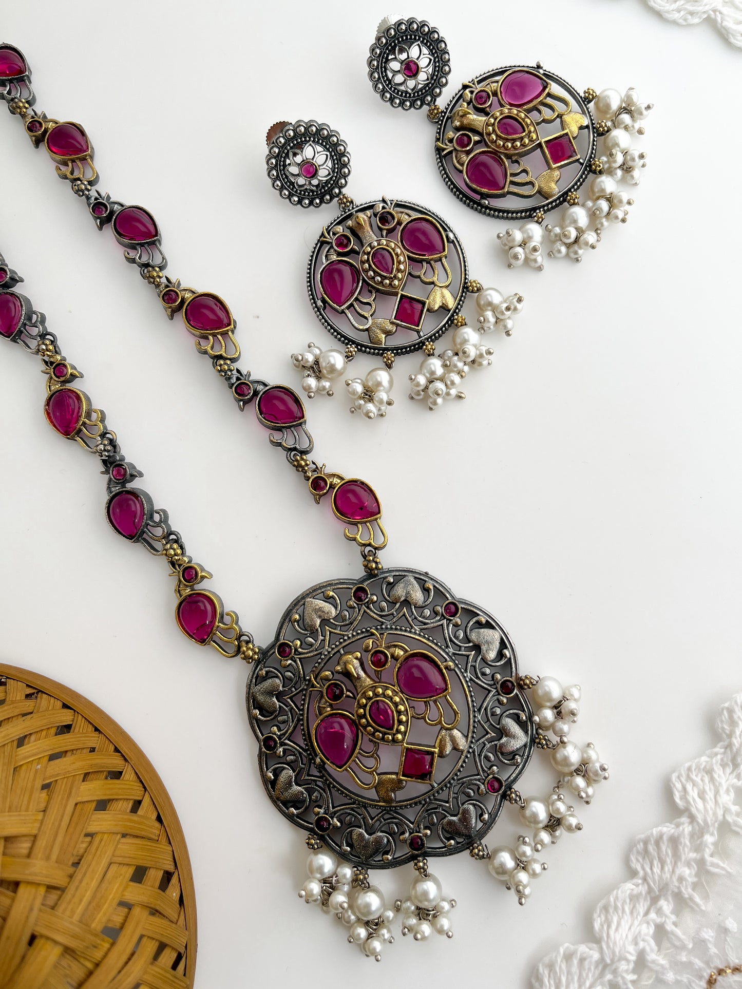 MEGHNA-Silver With Gold And Pink Mix Metal Necklace Set