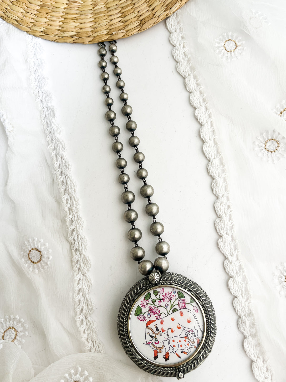 ANAMIKA- Brass With Silver Plating Bangle Locket White Pichwai