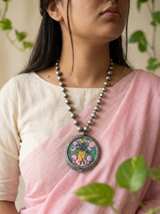 ANAMIKA - Brass With Silver Plating Bangle Locket Murali Manahor