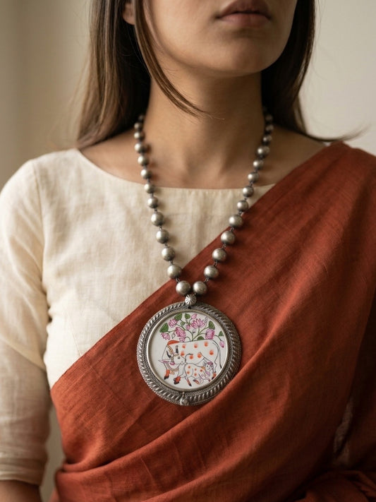 ANAMIKA- Brass With Silver Plating Bangle Locket White Pichwai