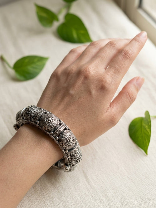 MRIDULA- Brass Kada Bangle With Silver Plating