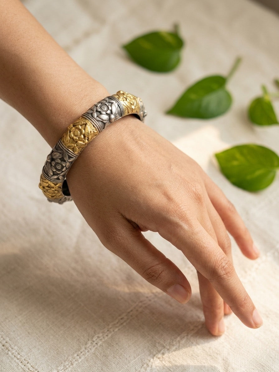 PAYAL - Dual Tone Brass Kada Bangle