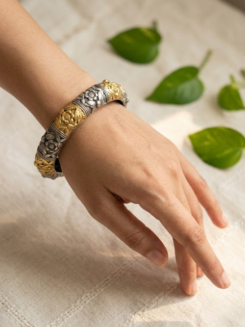 PAYAL - Dual Tone Brass Kada Bangle