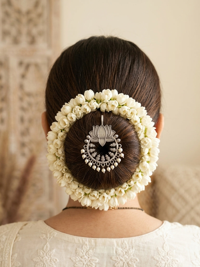 Dwarka - German Silver Hair Accesory