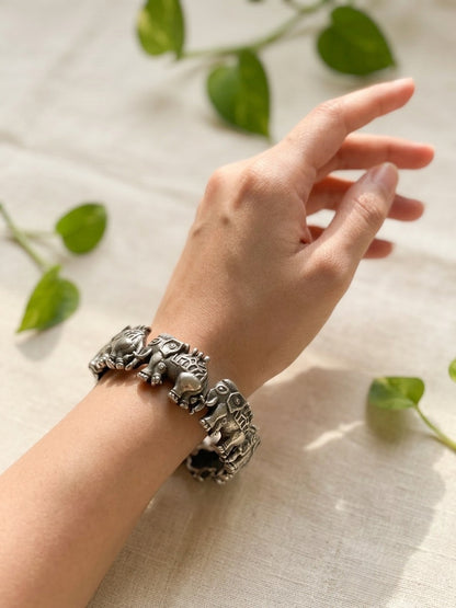 AROHINI - Brass Silver Plated Kada Bangle