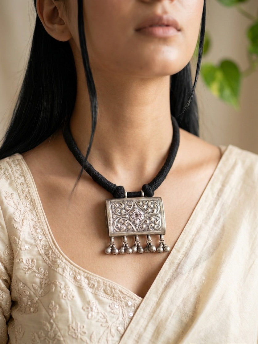 PAAKHI - Brass Silver Plated Tabiz Neckpiece