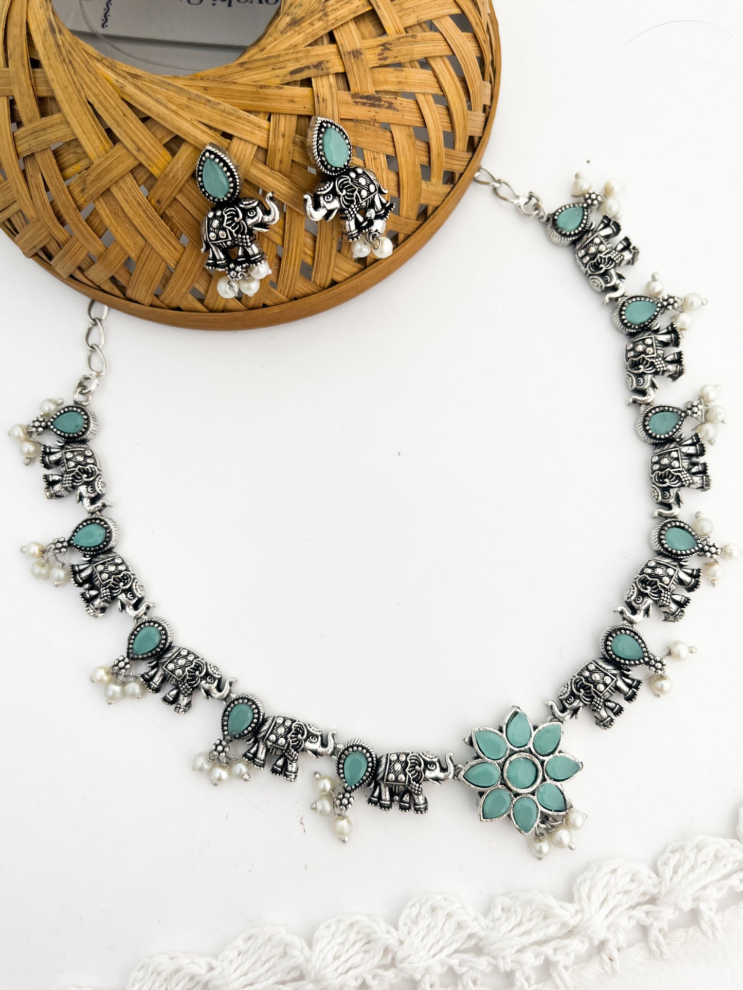 ASHWINI-Brass Neckpiece With Sea Green Monalisa Stones
