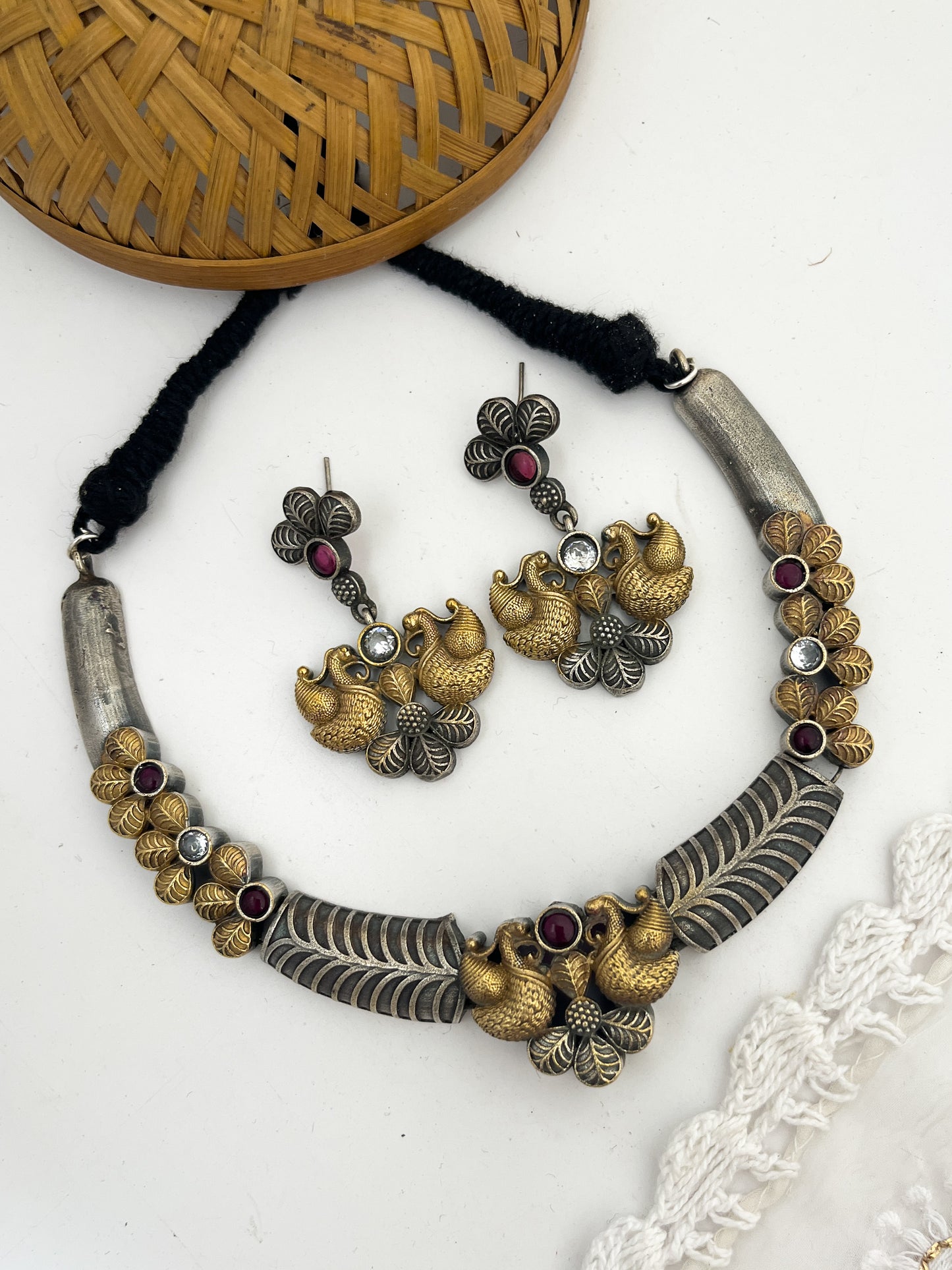 Aana - Brass Dual Tone Hasli