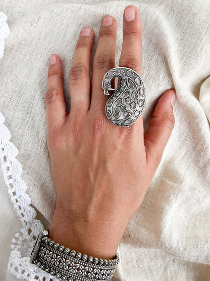 Kairi Morni Oxidised Silver Ring Pink