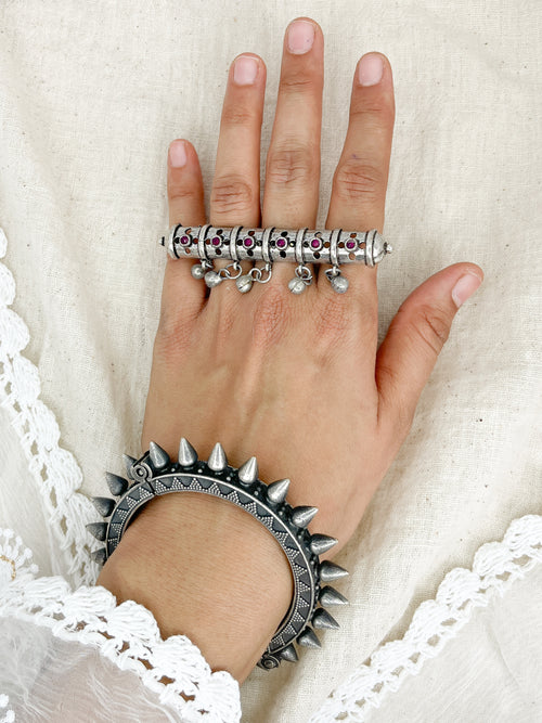 Kalindi Maroon Stone Silver Oxidised Ring