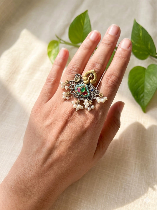 KUSHI- Dual Tone Kundan Studded Ring