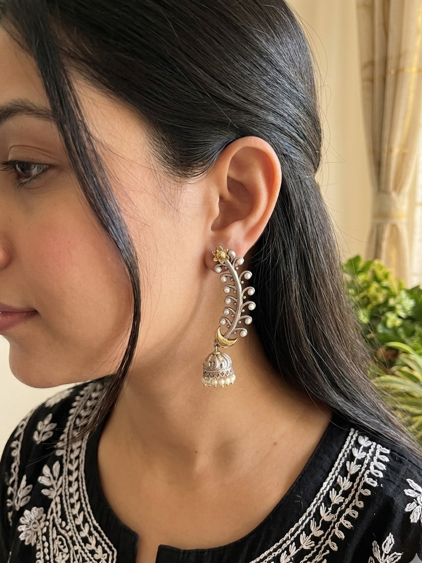 MANVI- German Silver Curved Creeper Jhumka