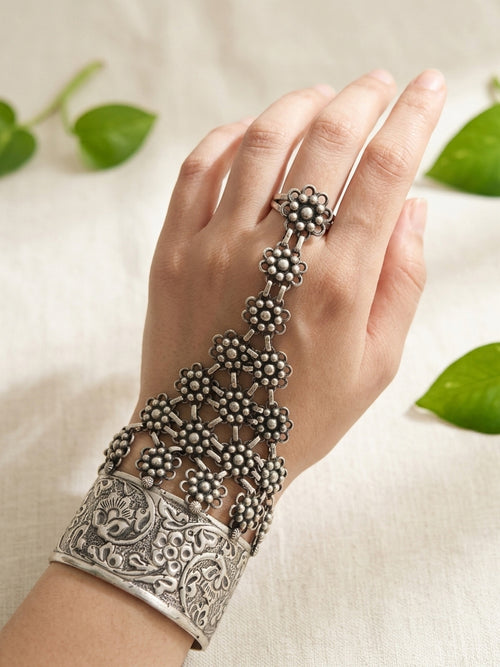 MOHINI- Brass German Silver Hathphool