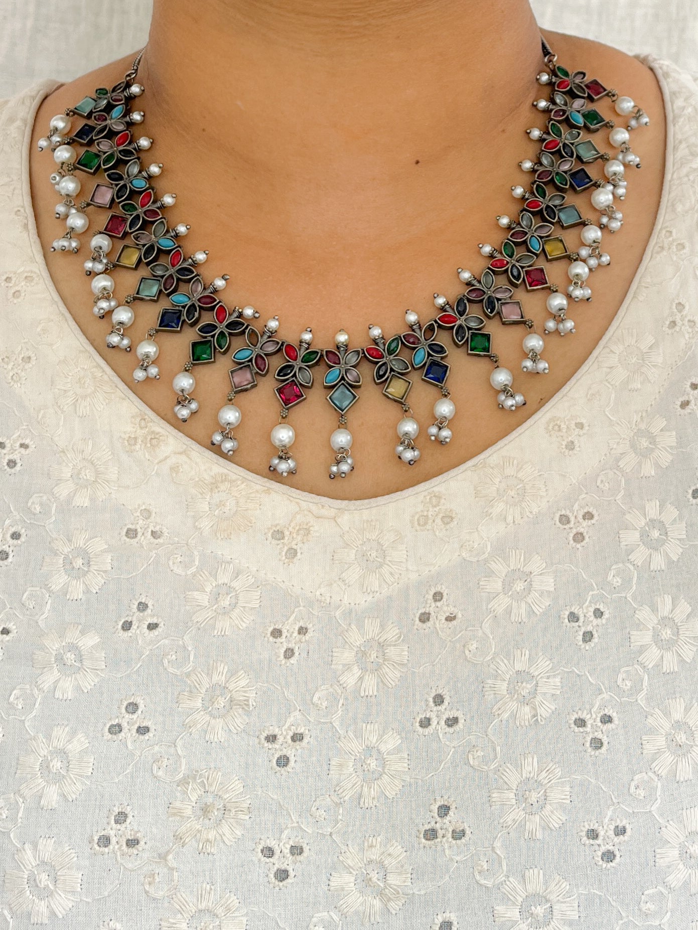 Rangresa Black Polish Multistone Necklace