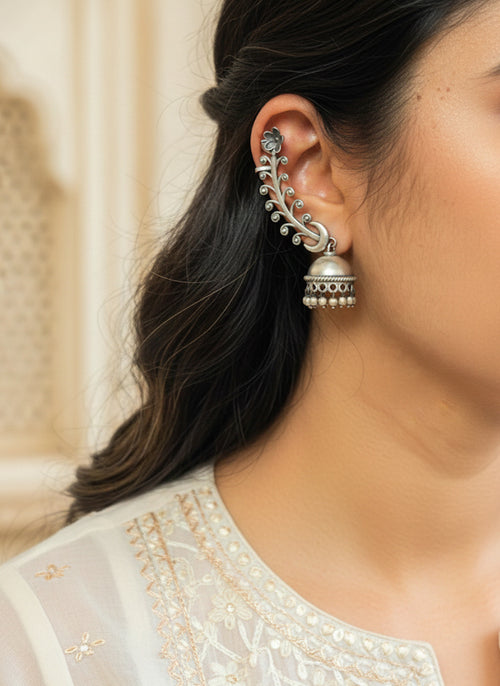 Rohini - Silver Oxidised Earcuff