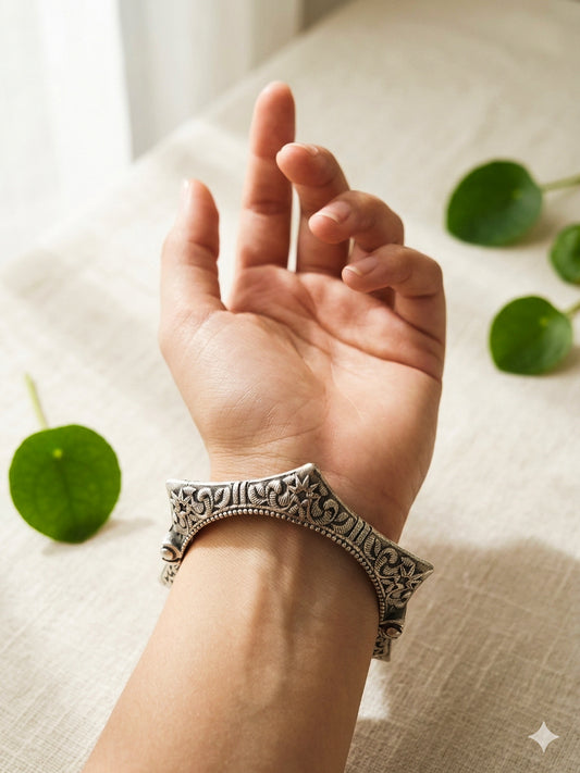 SAJNA - German Silver Kada Bangle
