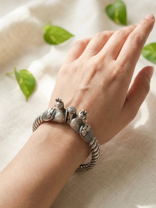 VRIDHI - German Silver Kada Bangle